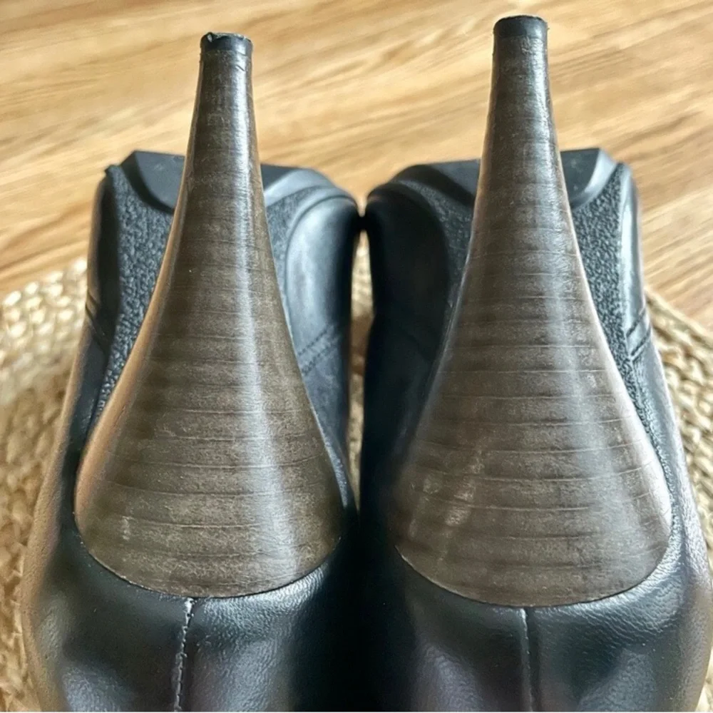 Coach Aliza Women’s Leather ankle boots. - Picture 5 of 7